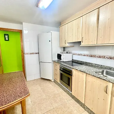 Apartamento Al Lado De La Playa Apartment *